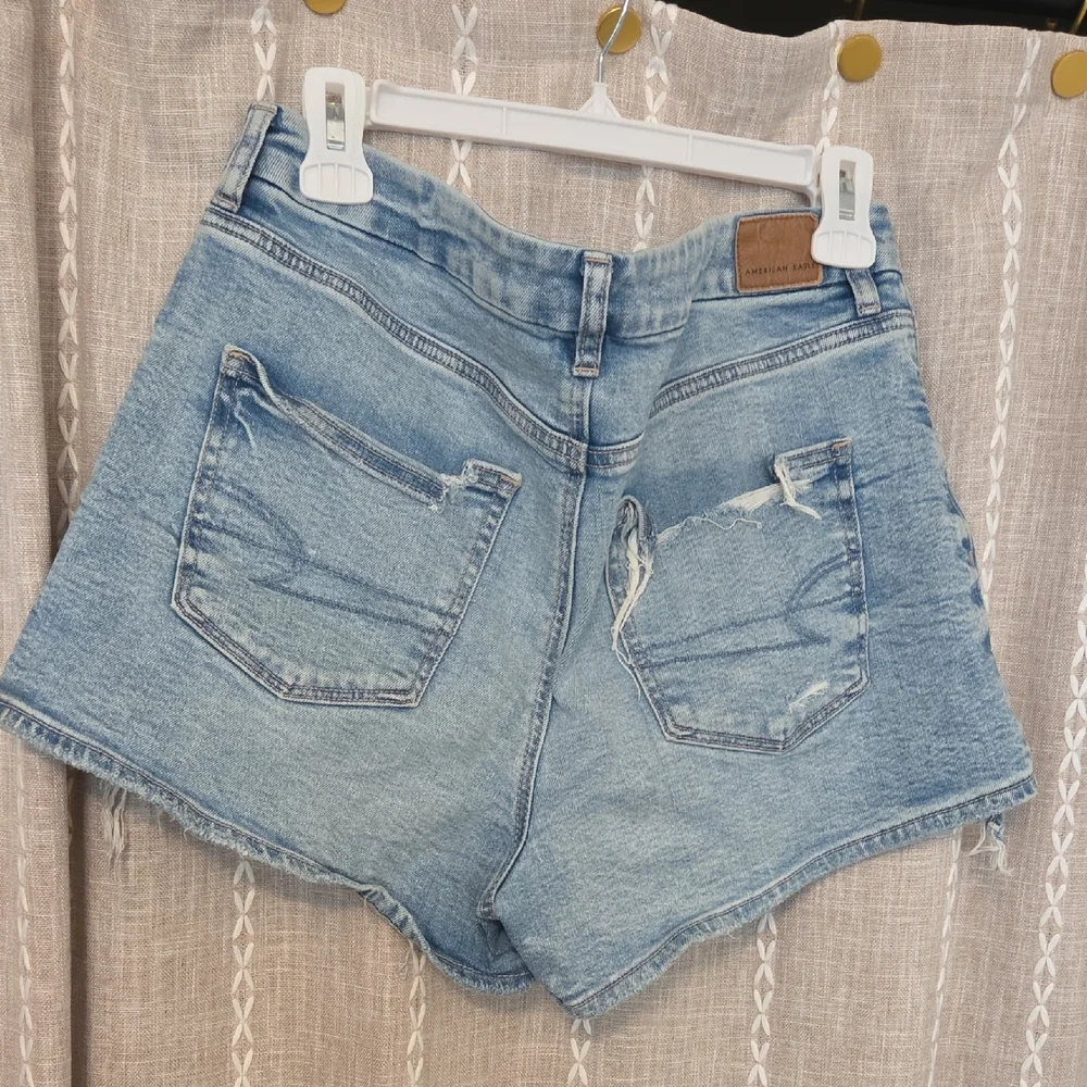 American Eagle Curvy Mom Short - Picture 3 of 6